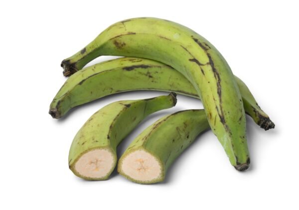 Banane plantain fraîche pour recettes africaines sucrées et salées